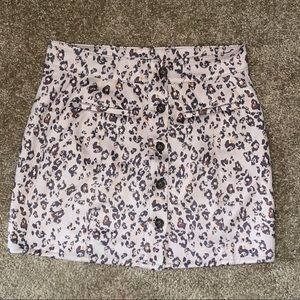maurice’s button down multi color leopard mini skirt